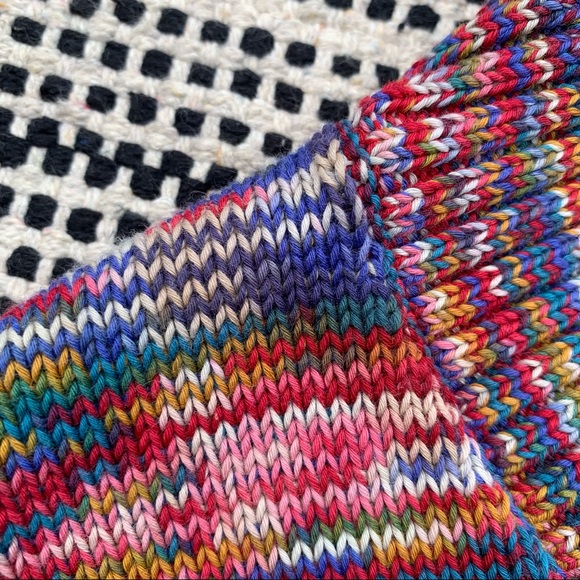 TNA Marcy Rainbow Knit Sweater Vest size XS - Picture 5 of 5